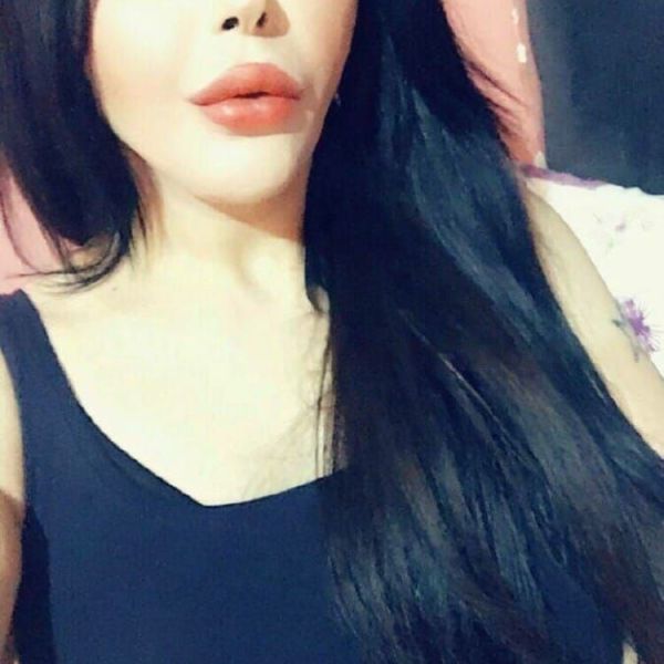 I have an Arab Shemil in France. I am 25 years old. I am in a relaxing body massage and a pimple. Upscale communicator Hello I'm lili Arabic shemale in France for vip
