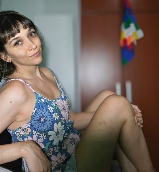 NO LLAMADAS‼️, SÓLO MENSAJE DE WHATSAPP‼️
Soy Clara, tengo 33 años. Sólo hago servicios VIRTUALES.
Masturbación, strip, juego de rol, etc.
Soy simpática, no juzgo. Me gustan los fetiches.
Soy dominante, hago Findom, edging, humillación, CBT, instrucciones, fetiche de sissy, cuckold, chantaje, control de orgasmo, etc.
Soy una mujer sencilla, si buscás que te llamen en lencería y tacos, no va a pasar! A menos que me lo compres.

Contacto por mail clairespp@outlook.com

Si me contactás tengo algunas reglas:
- Sé respetuoso
- Sé directo con tu pedido
- No mandes fotos sin permiso
- No se negocia el precio
- Contesto cuando estoy disponible, tené paciencia